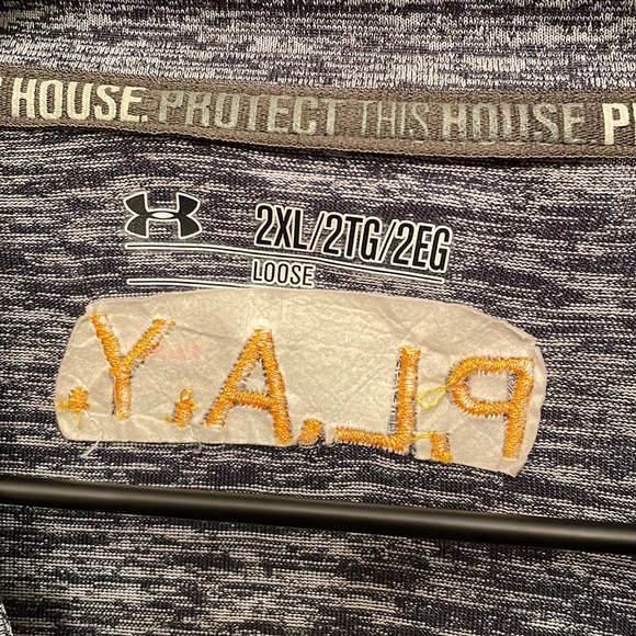 Mens Under Armour 3/4 zip pullover - Picture 2 of 4